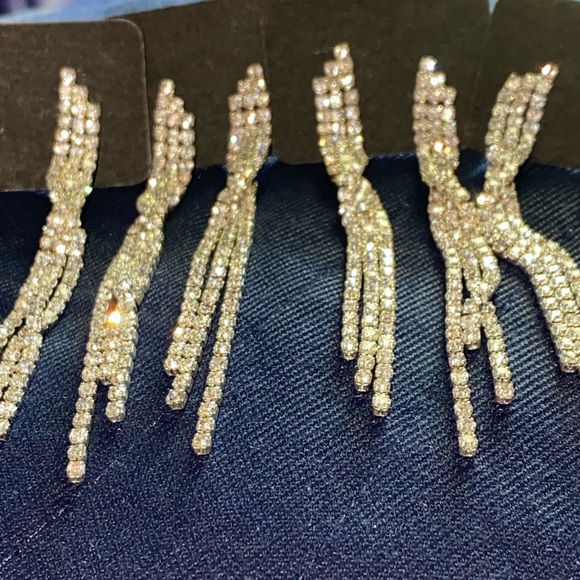 1 bundle of 4 pairs earrings oversized rhinestones earrings - Picture 2 of 4